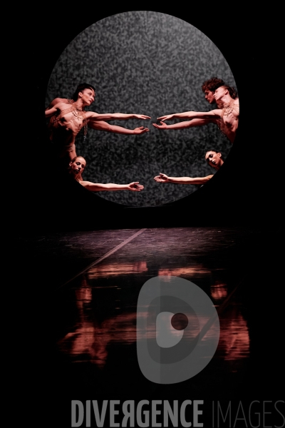 LICHT / Angelin Preljocaj / Laurent Garnier