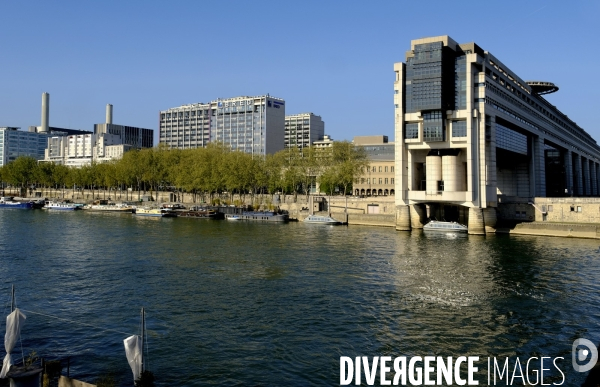Bercy, Le Ministre de l conomie, des Finances et de la Souverainet industrielle et numrique Paris,