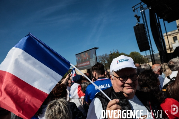 Inéligibilité de Marine Le Pen - Le meeting de soutien 