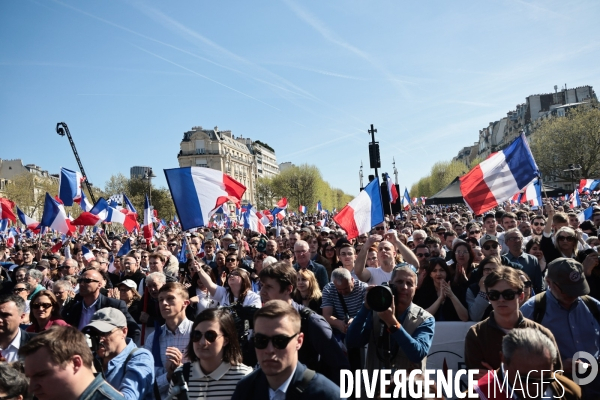 Inéligibilité de Marine Le Pen - Le meeting de soutien 