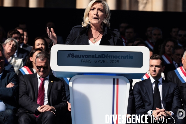 Inéligibilité de Marine Le Pen - Le meeting de soutien 