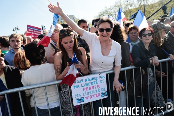 Inéligibilité de Marine Le Pen - Le meeting de soutien 