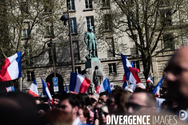 Inéligibilité de Marine Le Pen - Le meeting de soutien 