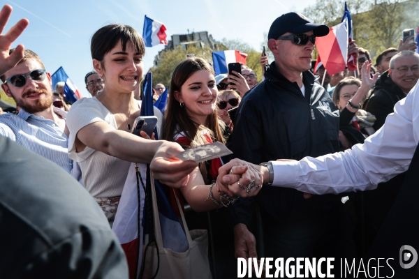 Inéligibilité de Marine Le Pen - Le meeting de soutien 