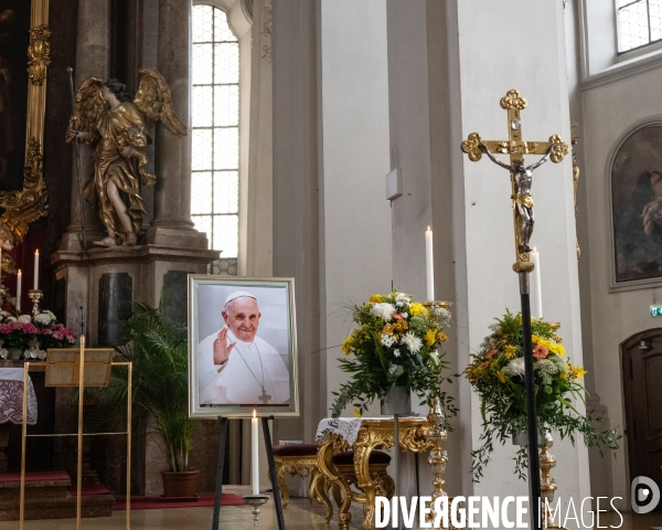 Hommage au pape a Munich (Allemagne)