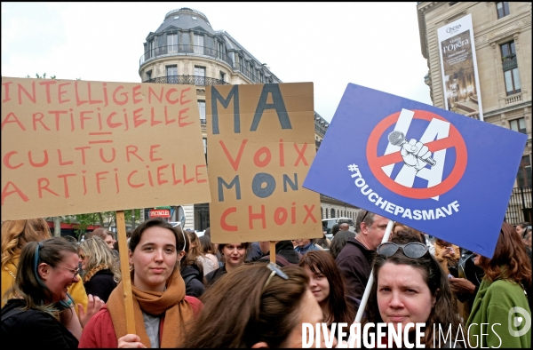 Contre l  IA, manifestation des comédiens de doublage