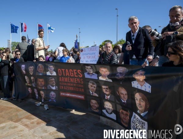 Bruno RETAILLEAU à Marseille