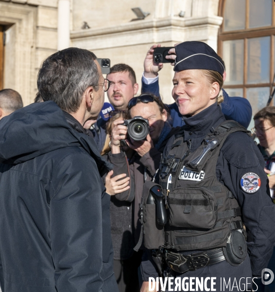 Bruno RETAILLEAU à Marseille