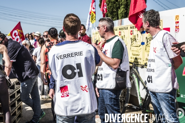 1er Mai - Rassemblement devant la verrerie du Languedoc (Perrier)