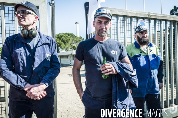 1er Mai - Rassemblement devant la verrerie du Languedoc (Perrier)