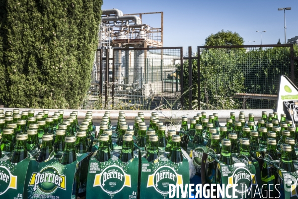 1er Mai - Rassemblement devant la verrerie du Languedoc (Perrier)