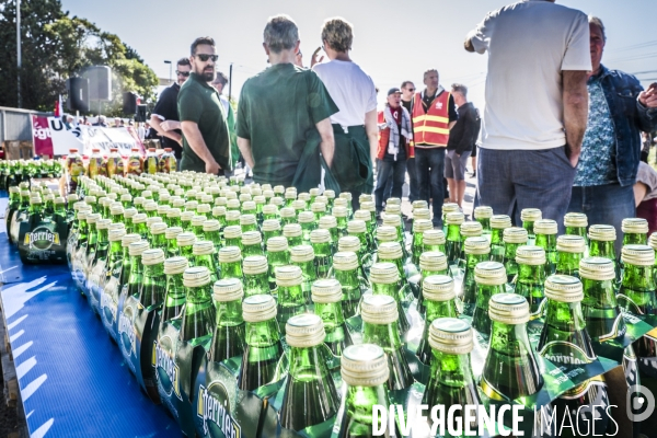 1er Mai - Rassemblement devant la verrerie du Languedoc (Perrier)