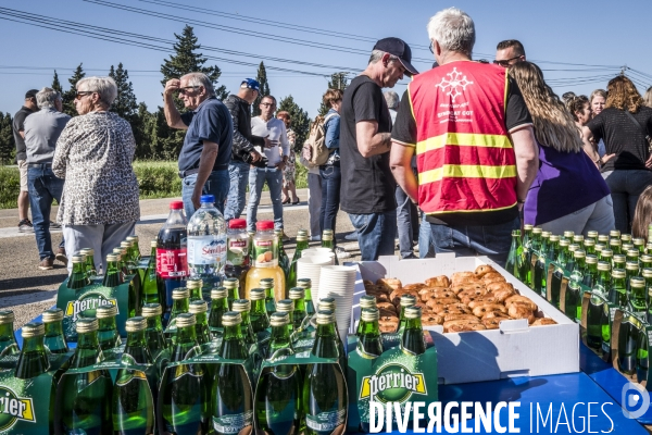 1er Mai - Rassemblement devant la verrerie du Languedoc (Perrier)