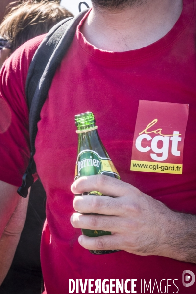 1er Mai - Rassemblement devant la verrerie du Languedoc (Perrier)