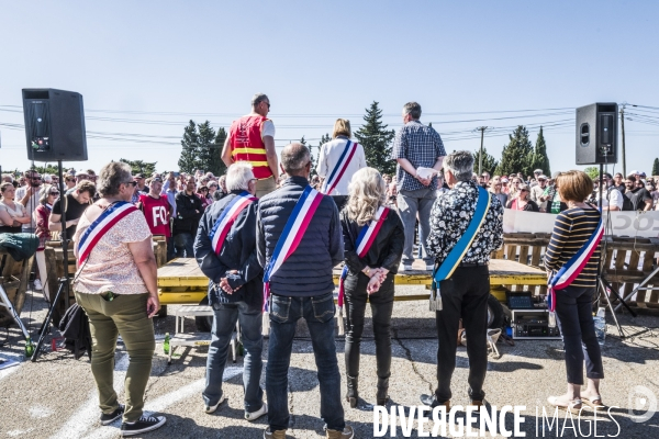 1er Mai - Rassemblement devant la verrerie du Languedoc (Perrier)