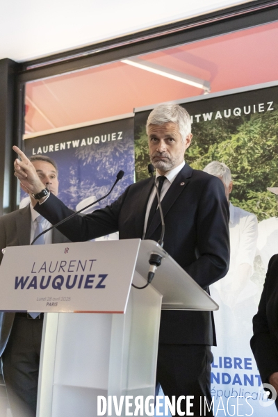 Reunion publique de Laurent Wauquiez a Paris