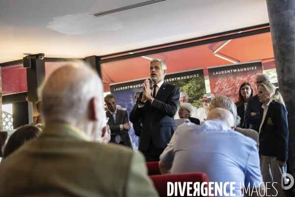 Reunion publique de Laurent Wauquiez a Paris