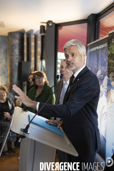 Reunion publique de Laurent Wauquiez a Paris