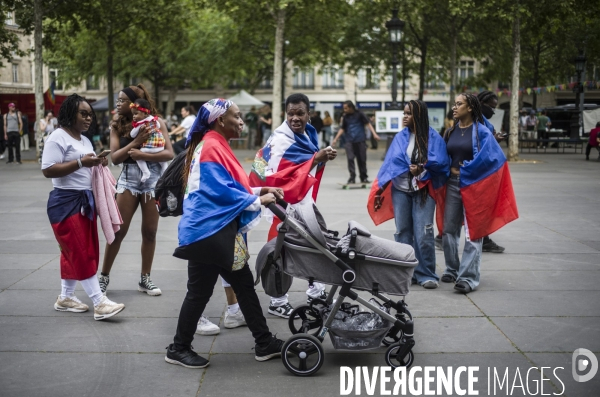 Marche pour un appel a la paix en haiti, place de la republique, paris.