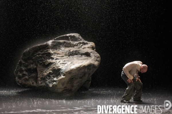 Pina Bausch: Vollmond (Full moon) 