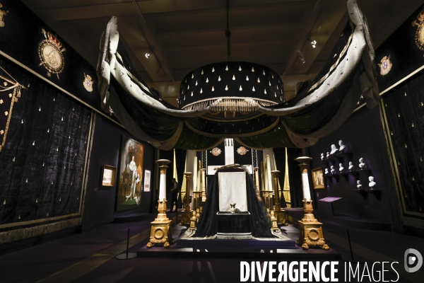 Expo le dernier sacre galerie des gobelins mobilier national