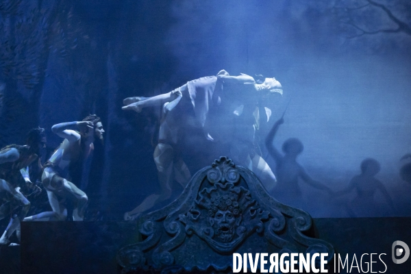 SYLVIA de Manuel Legris