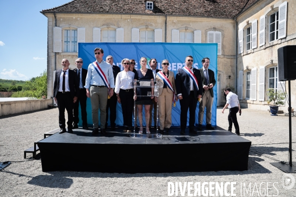 Le 1er mai de marion marechal le pen