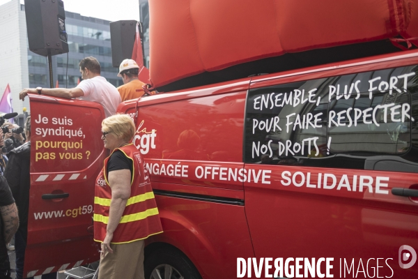 Rassemblement des salariés d ArcelorMittal contre le Plan social