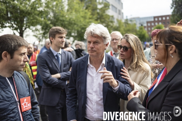 Rassemblement des salariés d ArcelorMittal contre le Plan social