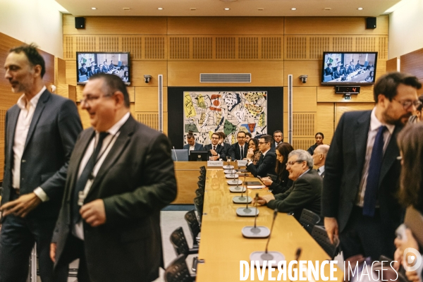 Absence de Pierre-Edouard Sterin a la commission d enquete parlementaire