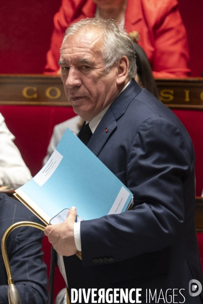 Assemblée nationale. Questions au gouvernement.