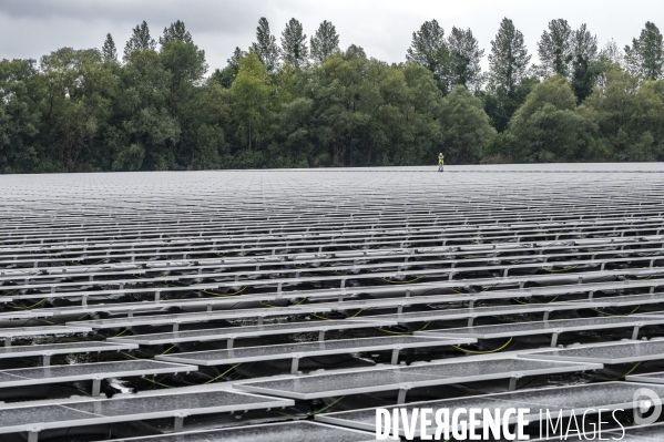 Centrale photovoltaïque flottante