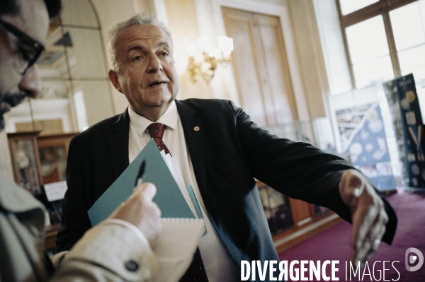 Commission d’enquête, eau en bouteille