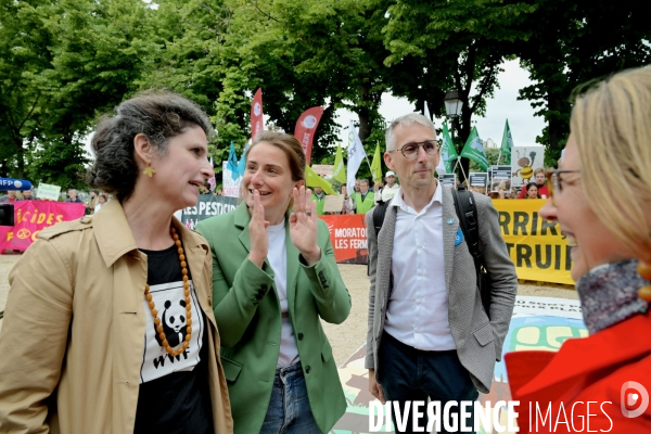 Rassemblement contre la loi duplomb