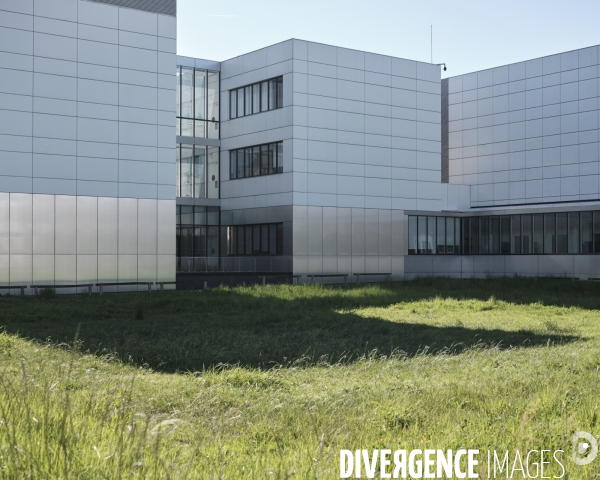 Centre de Nanosciences et de Nanotechnologies Paris-Saclay, Boulevard Thomas Gobert, Palaiseau