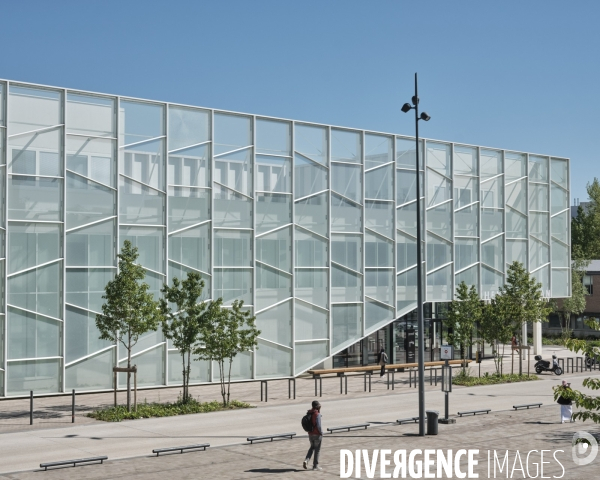 Campus de Paris-Saclay rue Joliot Curie Orsay