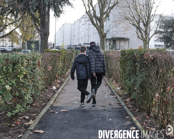 Enfants Cité des Lozaits, rue Youri Gagarine, Villejuif