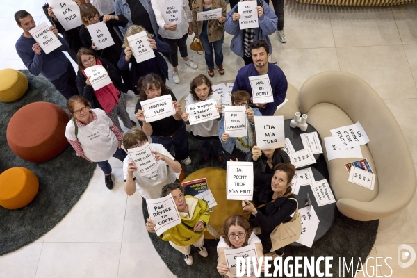 Plan social au journal Le Point