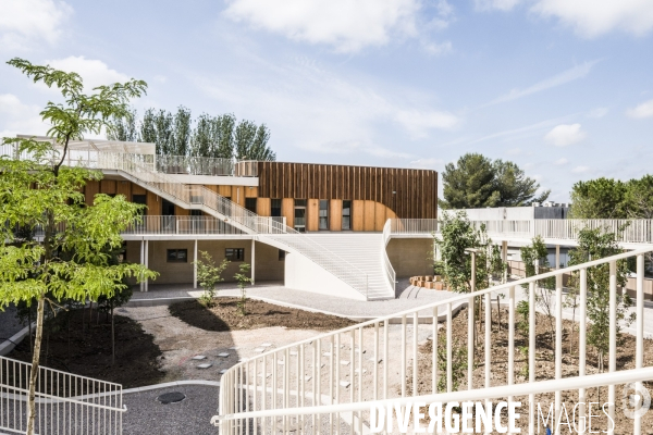 Visite de Francois Bayrou a la Mosson, quartier populaire de Montpellier, le 06.06.2025