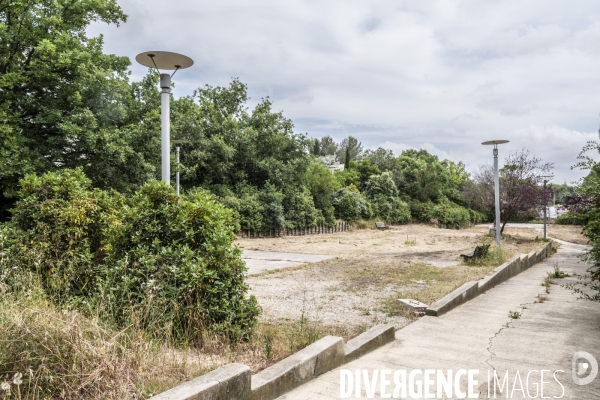 Visite de Francois Bayrou a la Mosson, quartier populaire de Montpellier, le 06.06.2025
