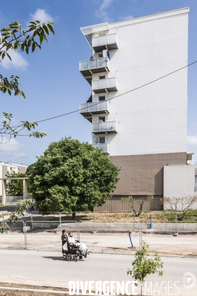 Visite de Francois Bayrou  a la Mosson, quartier populaire de Montpellier, le 06.06.2025