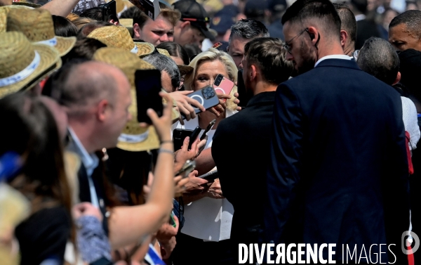 Extreme droite / Meeting de la fête de la victoire
