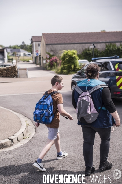 La surveillante melanie assassinee a coups de couteau par un collegien a nogent.