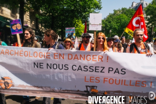 Manifestation des archeologues