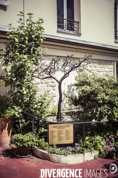 Sculpture inauguree au 38 rue ramey, hommage aux juifs rafles.