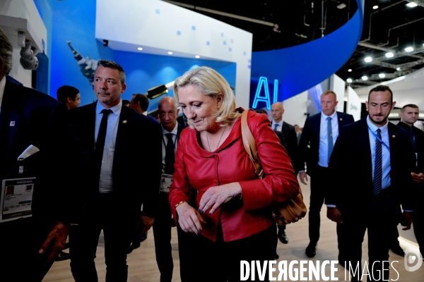 Marine Le Pen et Jordan Bardella au Salon international de l’aéronautique et de l’espace du Bourget