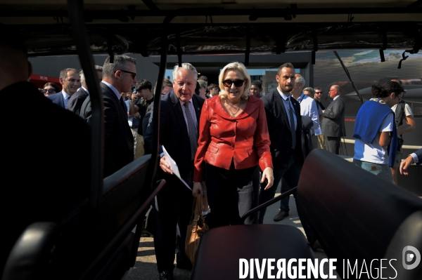 Marine Le Pen et Jordan Bardella au Salon international de l’aéronautique et de l’espace du Bourget