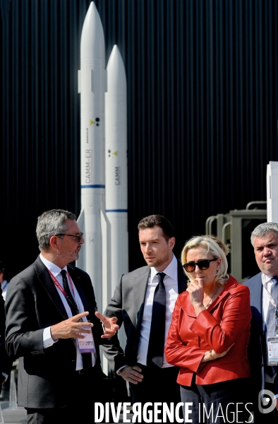 Marine Le Pen et Jordan Bardella au Salon international de l’aéronautique et de l’espace du Bourget