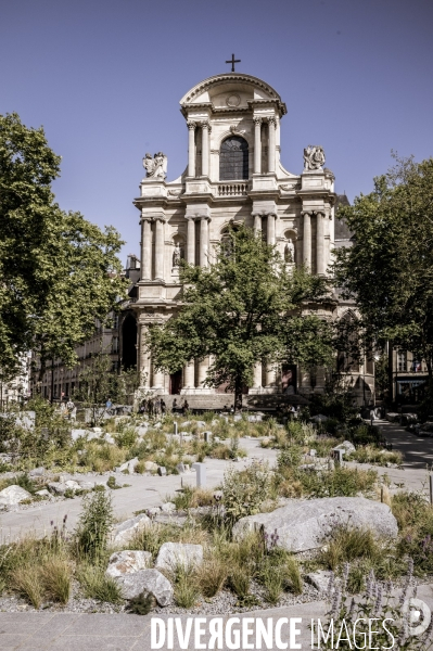 Jardin en hommage aux victimes des attentats du 13 novembre 2015
