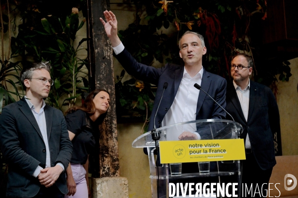 Raphaël Glucksmann présente sa « vision pour la France »
